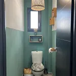 Agreable Recente Au Coeur D'un Petit Village Ferienhaus