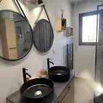 Ferienhaus Agreable Recente Au Coeur D'un Petit Village Sernhac