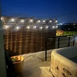 Agreable Recente Au Coeur D'un Petit Village Ferienhaus Sernhac